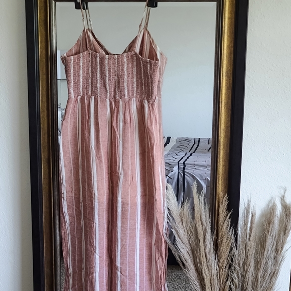 Forever 21 Linen Midi Dress - Picture 2 of 5